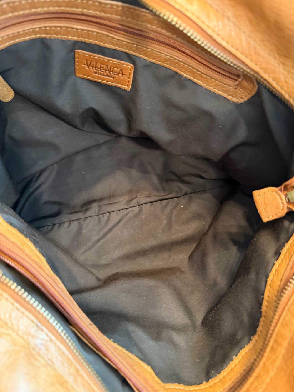 Vilenca Holland Leather Hobo Shoulder Bag - Picture 7 of 14